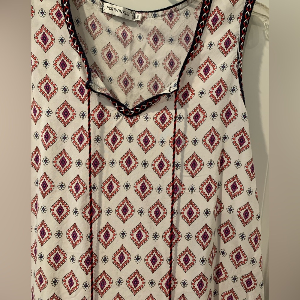 Sleeveless Patterned Top with Tassel Tie Detail - Size Medium - Picture 3 of 8